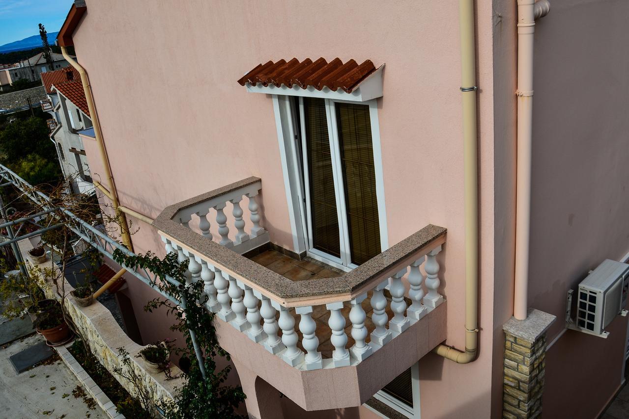 Toska Apartment